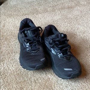 Brooks ghost 12 size 7.5